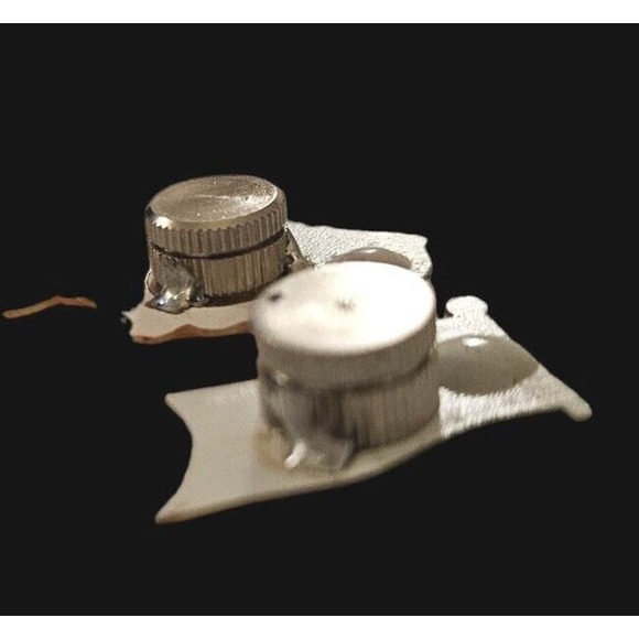 Magnetic Flashers USA Flag Texas Clip Light Up Magnet Brooches July 4th - Picture 7 of 9